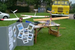 Mark_Ollier_displaying_Models_at_the_Lafarge_fun_day_sized